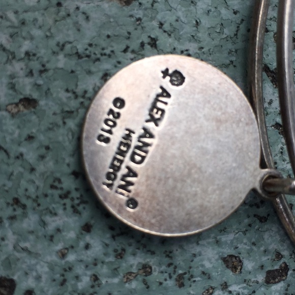 Alex and Ani silver four leaf clover bracelet - Picture 5 of 6